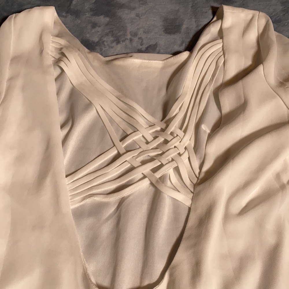 Tobi 3/4 Sleeve Dress / Cute crisscross back - Picture 14 of 16